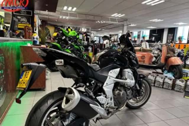 Kawasaki Z750 (2007) thumbnail 5