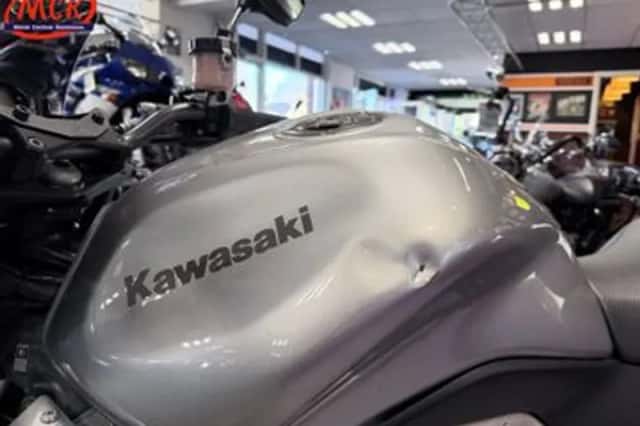 Kawasaki Z750 (2007) thumbnail 4