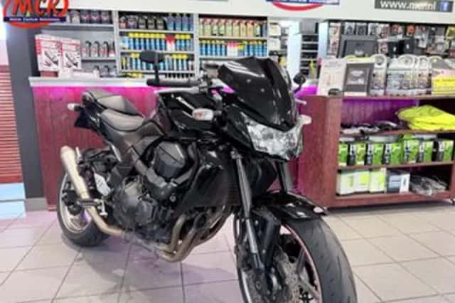 Kawasaki Z750 (2012) thumbnail 1