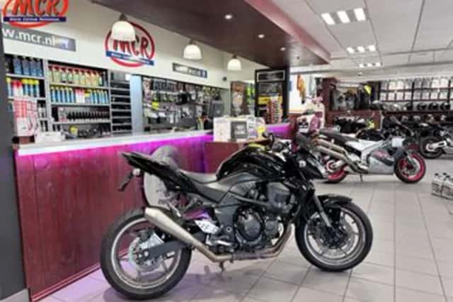 Kawasaki Z750 (2012) thumbnail 2