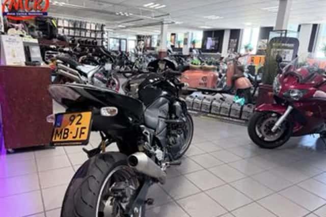 Kawasaki Z750 (2012) thumbnail 5