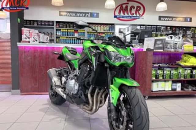 Kawasaki Z900 (2017) thumbnail 1