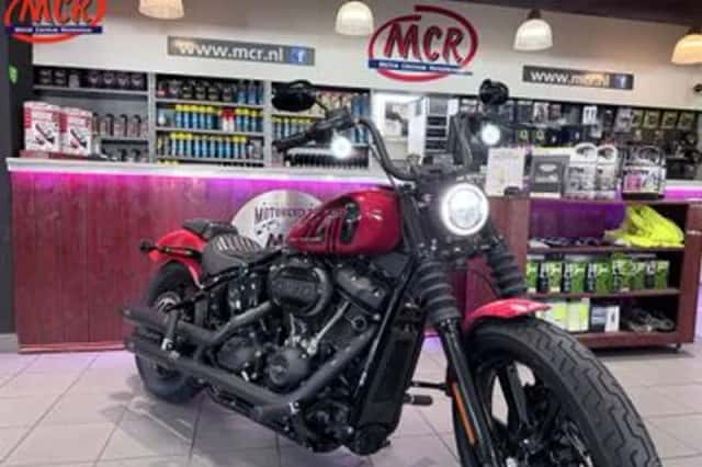 Harley-Davidson Street Bob (2022) thumbnail 1