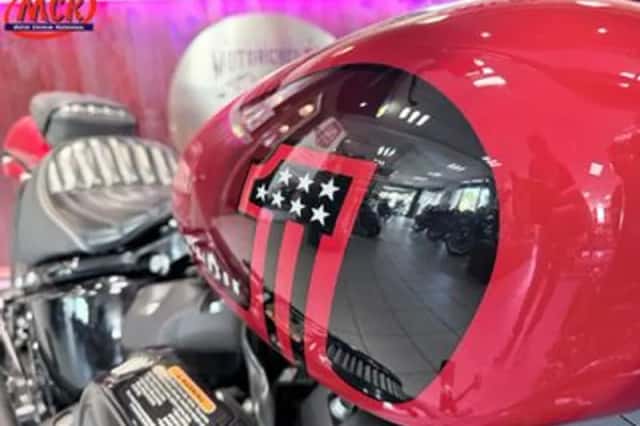 Harley-Davidson Street Bob (2022) thumbnail 3