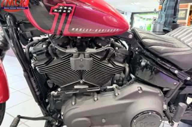 Harley-Davidson Street Bob (2022) thumbnail 5