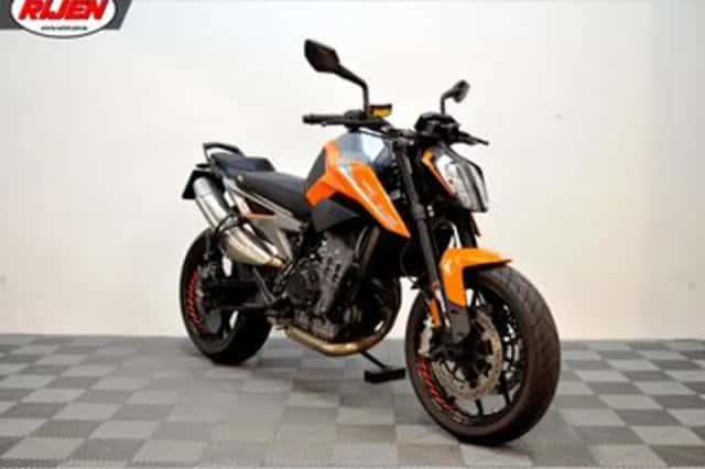 KTM 790 Duke (2020) thumbnail 1