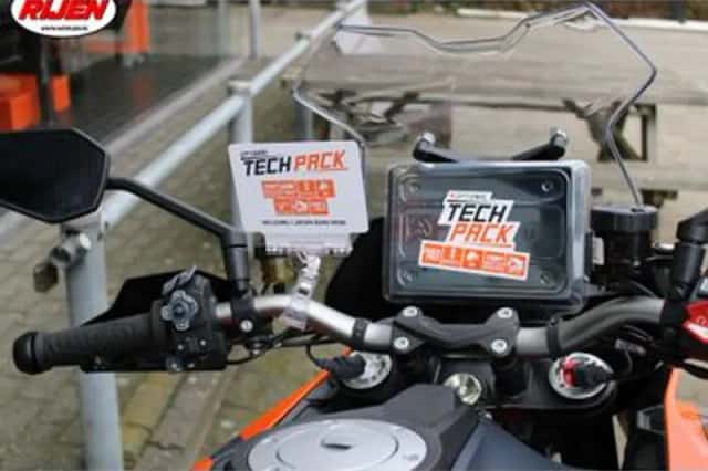 KTM 1290 Super Duke (2024) thumbnail 5