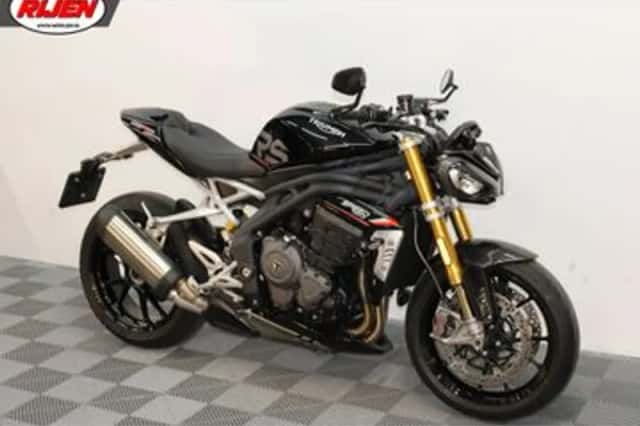 Triumph Speed Triple 1200 RS (2024) thumbnail 3