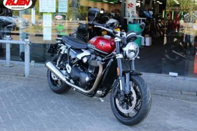 Triumph Speed Twin 1200 (2025) thumbnail 3