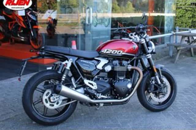 Triumph Speed Twin 1200 (2025) thumbnail 4