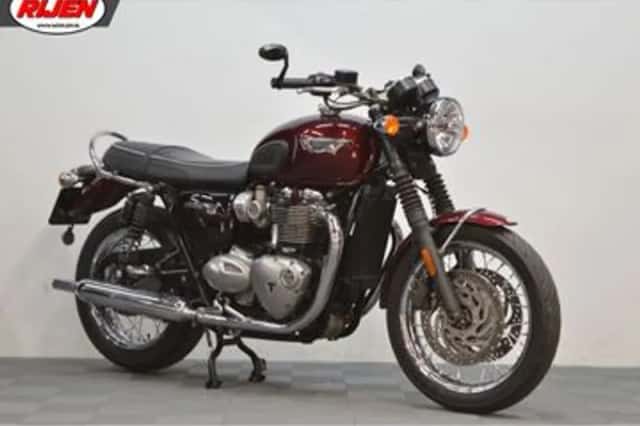 Triumph Bonneville T120 (2016) thumbnail 1