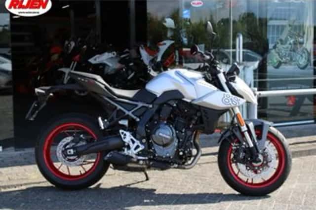 Suzuki GSX-8S (2026) thumbnail 4