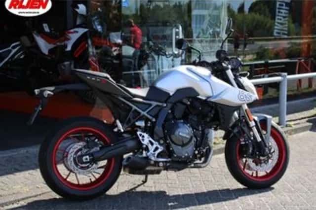 Suzuki GSX-8S (2026) thumbnail 5