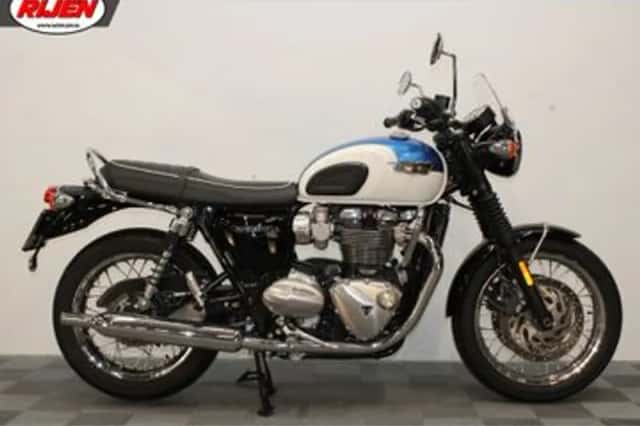 Triumph Bonneville T120 (2019) thumbnail 2