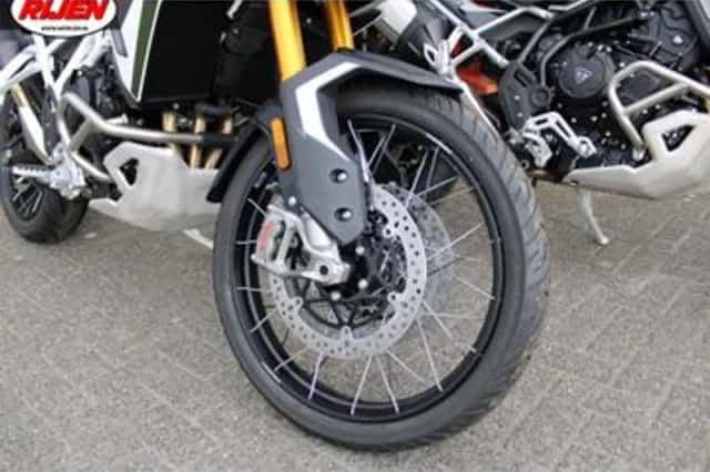 Triumph Tiger 900 Rally PRO (2025) thumbnail 6