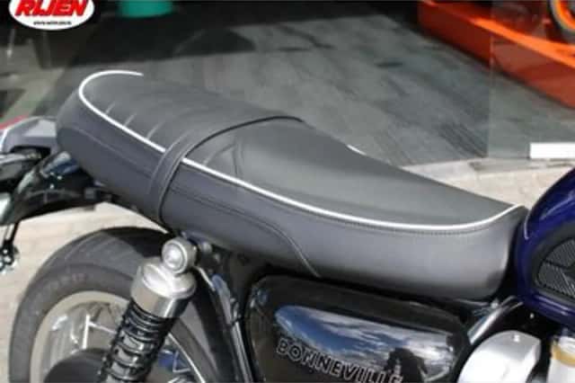 Triumph Bonneville T120 (2025) thumbnail 4