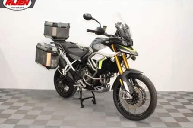Triumph Tiger 900 Rally (2024) thumbnail 1