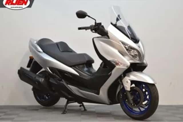 Suzuki AN 400 Burgman (2022) thumbnail 1