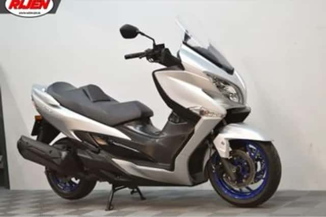 Suzuki AN 400 Burgman (2022) thumbnail 3