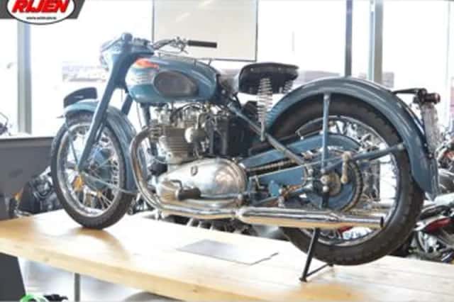 Triumph Thunderbird (1951) thumbnail 3