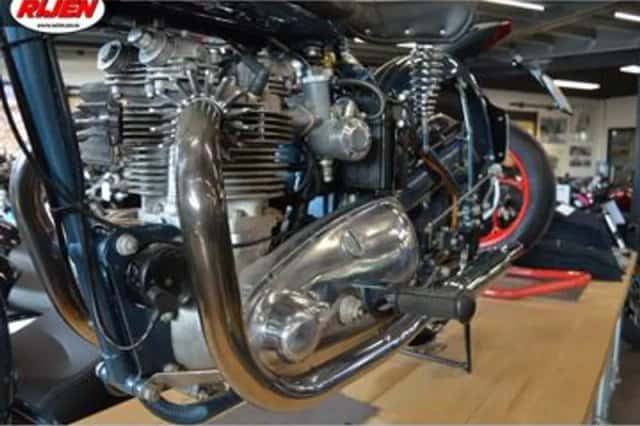 Triumph Thunderbird (1951) thumbnail 5