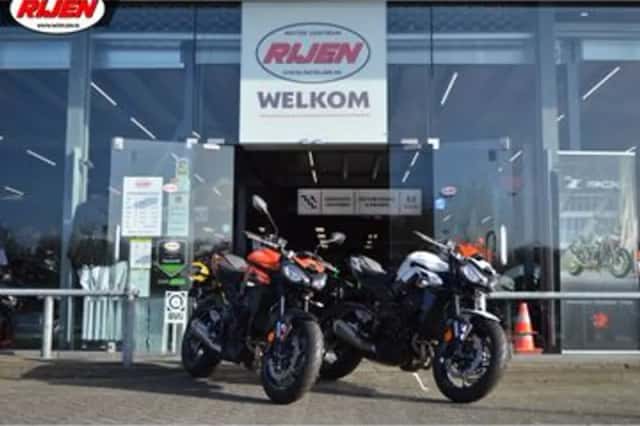Triumph Street Triple 765 R (2026) thumbnail 2