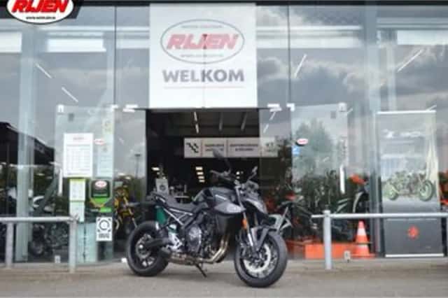 Suzuki GSX-8S (2026) thumbnail 2