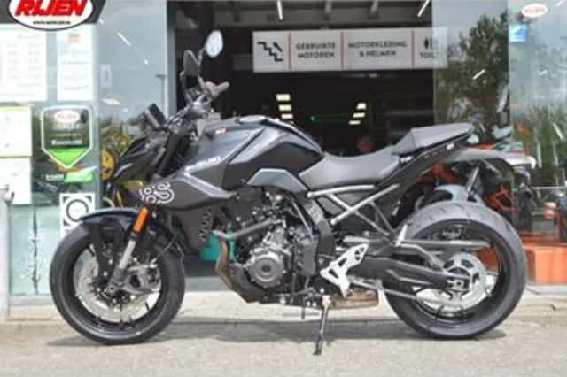 Suzuki GSX-8S (2026) thumbnail 4
