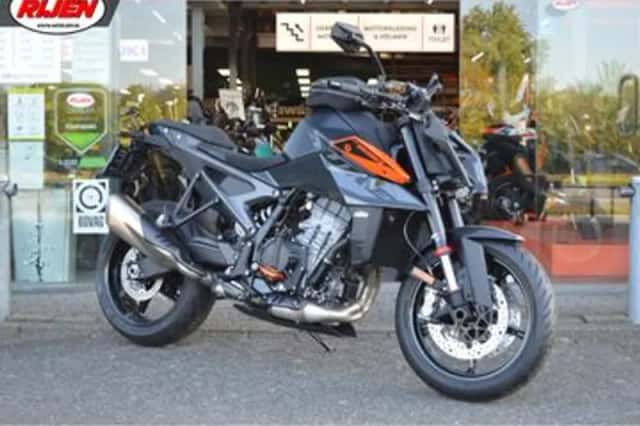 KTM 990 Duke (2026) thumbnail 1