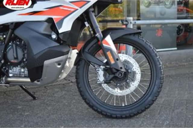 KTM 790 Adventure (2026) thumbnail 4