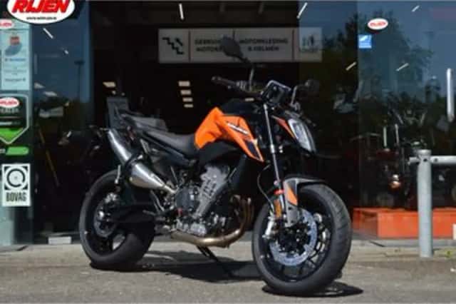KTM 790 Duke (2026) thumbnail 2