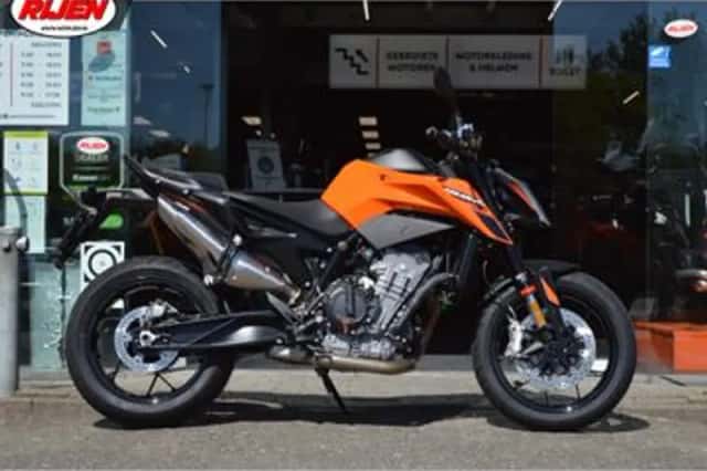 KTM 790 Duke (2026) thumbnail 4