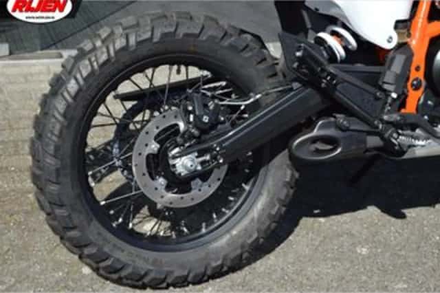 KTM 390 Enduro R (2026) thumbnail 5