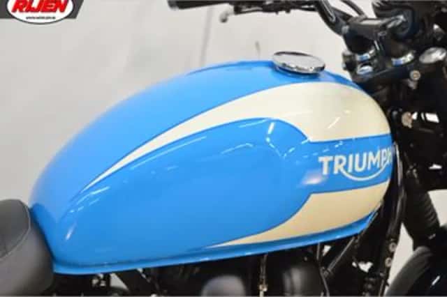 Triumph Bonneville T100 (2016) thumbnail 6