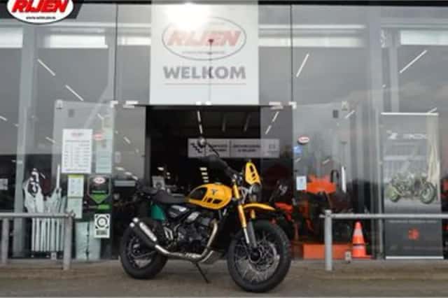 Triumph Scrambler 400 XC (2026) thumbnail 2