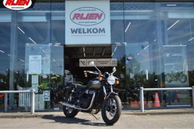 Triumph Bonneville T100 (2025) thumbnail 2