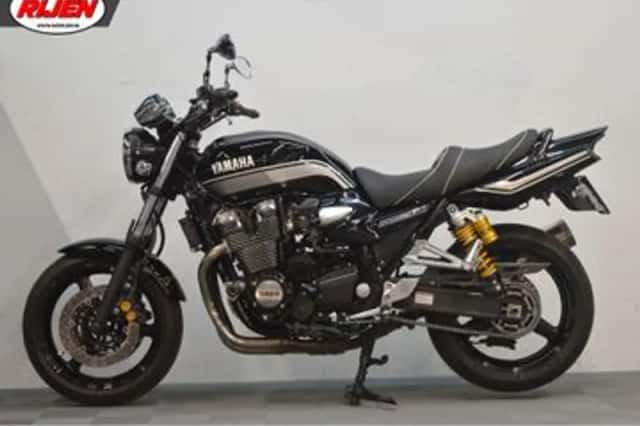 Yamaha XJR 1300 (2012) thumbnail 3