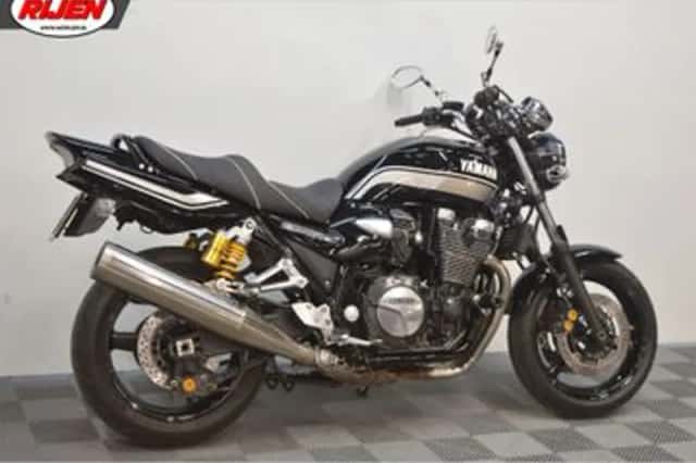 Yamaha XJR 1300 (2012) thumbnail 4