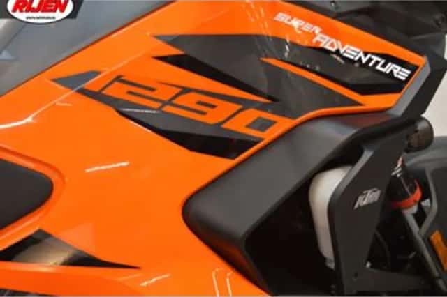 KTM 1290 Super Adventure (2022) thumbnail 5