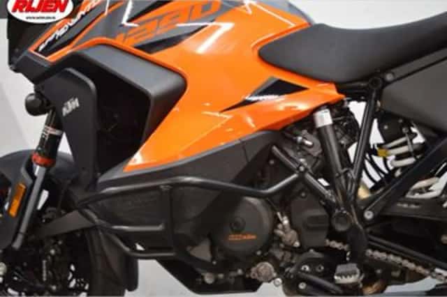 KTM 1290 Super Adventure (2022) thumbnail 6