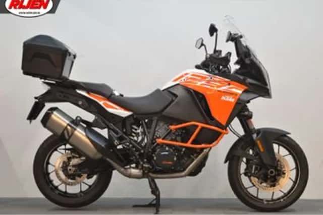 KTM 1290 Super Adventure (2017) thumbnail 2