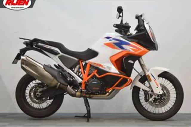 KTM 1290 Super Adventure (2025) thumbnail 3