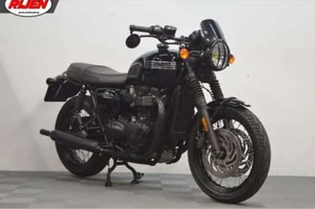Triumph Bonneville T120 (2021) thumbnail 1