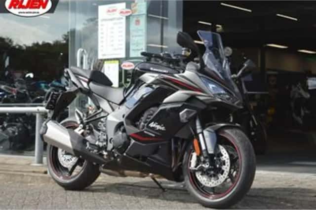 Kawasaki Ninja 1100 SX (2025) thumbnail 3