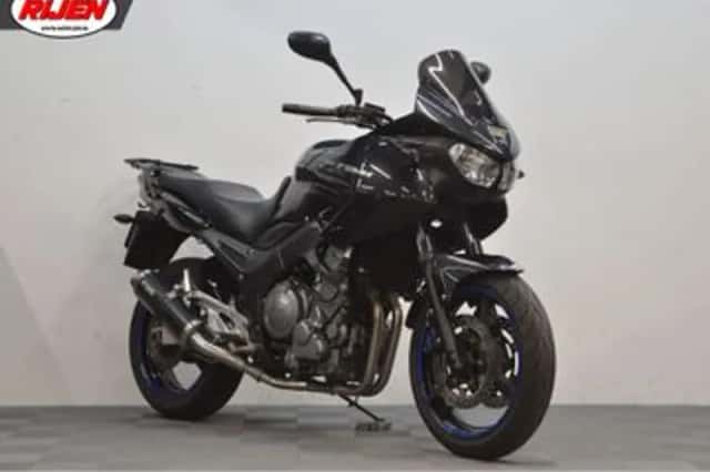 Yamaha TDM 900 (2005) thumbnail 1