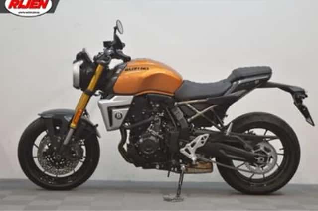 Suzuki GSX-8T (2026) thumbnail 3