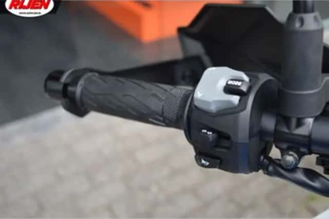 Suzuki SV-7GX (2026) thumbnail 6