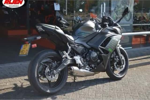 Kawasaki Ninja 650 (2026) thumbnail 5