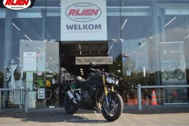 Triumph Speed Triple 1200 RS (2025) thumbnail 2