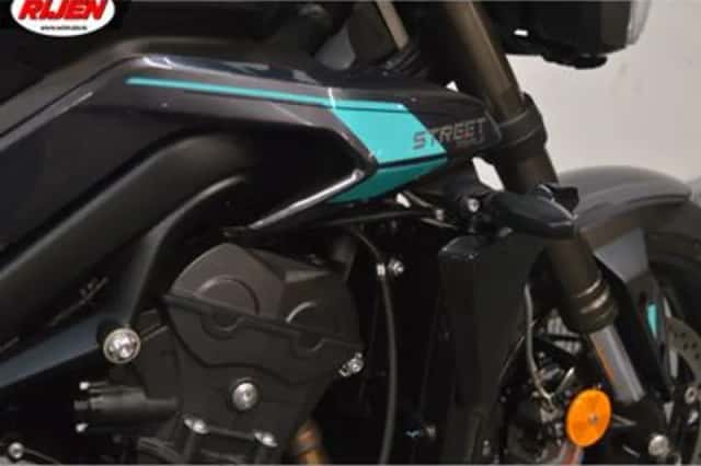 Triumph Street Triple RS (2026) thumbnail 6